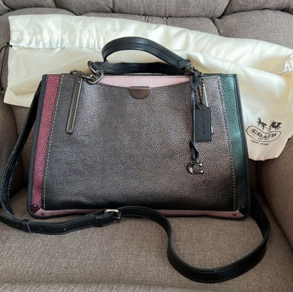 🔹️Coach 🔹️Dreamer 36 In Metallic Color Block With Cherry Charm EUC - Picture 3 of 12